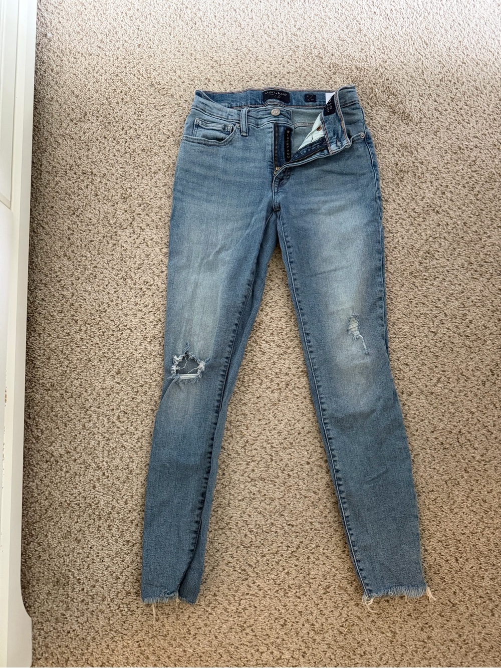 Vintage Lucky Brand Light Blue Distressed Skinny Jeans